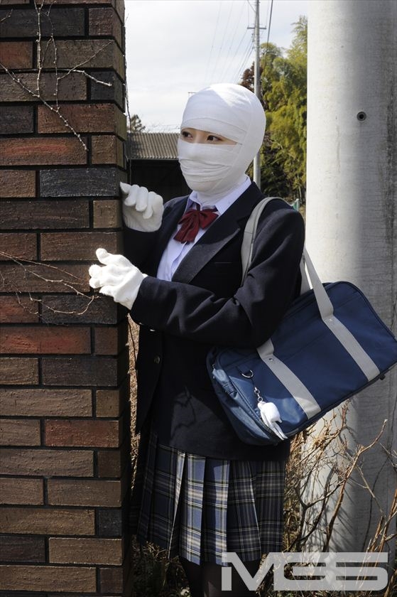 とってもウブで恥ずかしがり屋の美爆乳生徒会長 女子学生が透明人間になっちゃった？！長澤あずさ_10