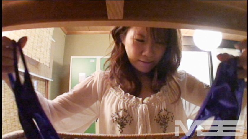 神奈川県中川温泉で見つけたお嬢さん 裸より恥ずかしい水着で混浴入ってみませんか？_7