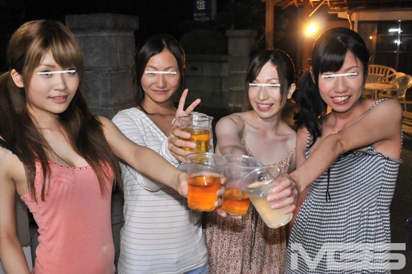 SOD制作部 部内特別業務命令！！ ～制作部 福島夏子編～SOD女子社員 仲良し同期入社4人組だけで行く女子会旅行をコッソリ撮影させてきました_4