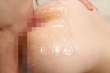 マジックミラー号 高学歴女子大生がラップ越しスマタ体験で赤面!激ボッキチ○ポに耐え切れずラップが破れてうっかり生挿入!in池袋サンプル画像6