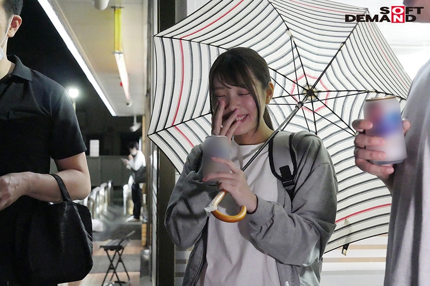 仕分け作業中にムラついたら、即ヌイてくれる倉庫バイトの女子大生。地味な見た目で下品にバキューム。しかも精飲OK。_9