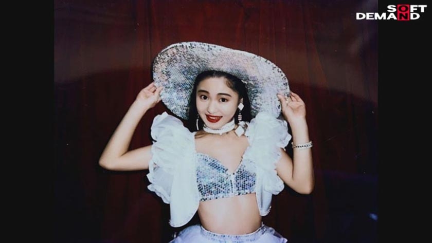 綾瀬麻衣子(52)はなぜカメラの前でSEXをしてきたのか?「AVデビューから34年。私、素人に戻ります」 画像3