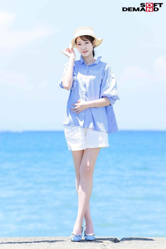 身長177cm 官能的で艶やかな美脚 高村澪 33歳 AV DEBUT 画像1