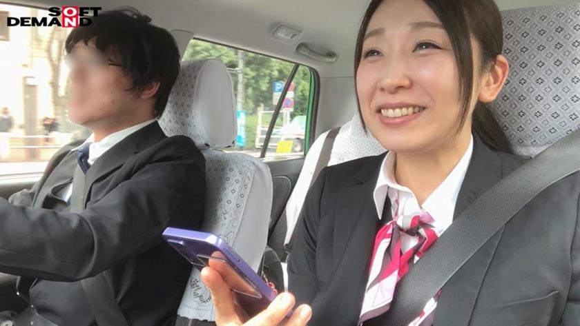 SNS総フォロワー9万人 人妻女性タクシードライバー 春木蘭子 45歳 AVDEBUT「丁寧な接客を心掛けていますが乱暴な不倫SEXが大好きです」 画像2