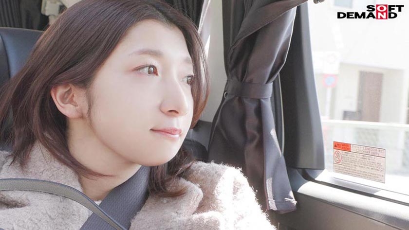 有澤まゆか 36歳 明るいママさんが年下絶倫男子宅で家事、料理、性欲のお供 絶倫男子たちに無限に発射されちゃう1日奥さん 画像1