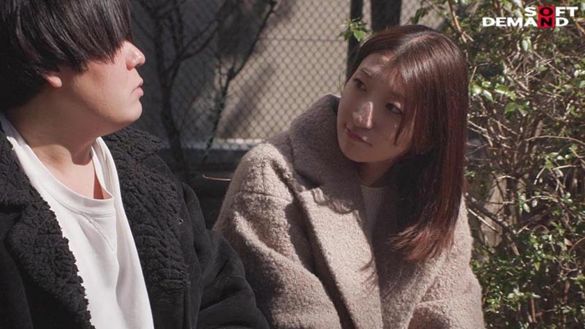 有澤まゆか 36歳 明るいママさんが年下絶倫男子宅で家事、料理、性欲のお供 絶倫男子たちに無限に発射されちゃう1日奥さん 画像2