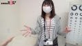ロケ現場で撤収作業中の女ADに突撃・野球拳!制作部 岡田ひな 岡田ひなサンプル画像8