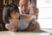 久しぶりの帰省…大嫌いだった近所の粘着オヤジに汗だくでイカされ続けたお盆休み 戸田真琴 戸田真琴サンプル画像8