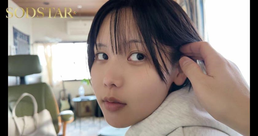 「3日間すっぴんで過ごす彼女と休日4SEX」付き合って1ヵ月の僕らは仕事終わりの金曜日に僕の家の最寄り駅で待ち合わせをして、初めてお泊りをした。翌日彼女は帰る予定だったけど、まだずっとそばにいたくて、週末はずっと僕の家でSEXをしていた。そんな何の変哲もない恋人同士のありふれた休日記録。 柴崎はる 画像6