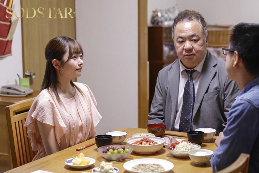 引きこもり訪問支援 ゴミ屋敷に放置された大量のシコティッシュに見かねて内緒でチンカス塗れのチンチンも笑顔で性サポートしてくれる優しいお手伝いさん 青空ひかり 画像10