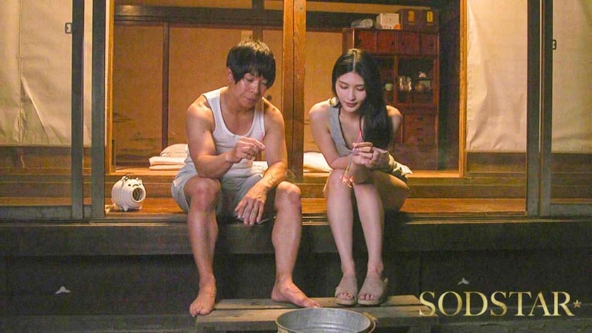 3日後にウェディングドレスを着る従姉 婚前最後の帰省中貸したままだった僕のタンクトップを着ている姿に15年募らせていた欲望が暴発した2日間 本庄鈴 画像8