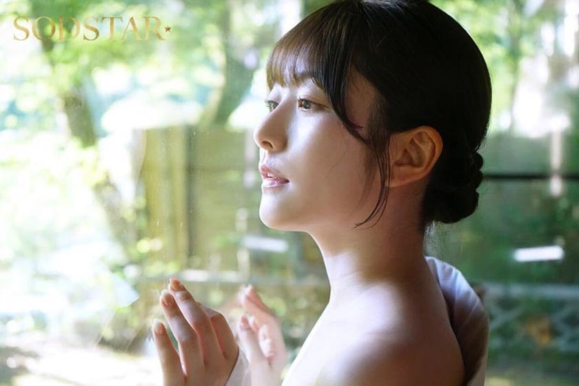 温泉旅行中の単独客やカップル 夫婦の男性を誘惑 館内で寝取りセックスをくり返す淫乱美人な若女将 青空ひかり_10