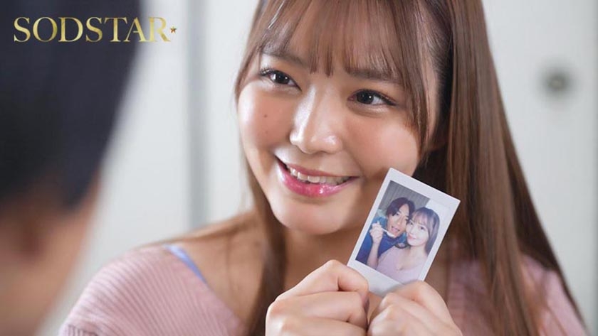 僕の彼女は超巨乳Oカップの流されやすい天然ちゃん。今日もどこかで男たちに爆乳を揉みしだかれて、即乳首イキしてそのまま中出しまでされちゃうヤリマンNTR4シチュエーション 恋渕ももな 画像1