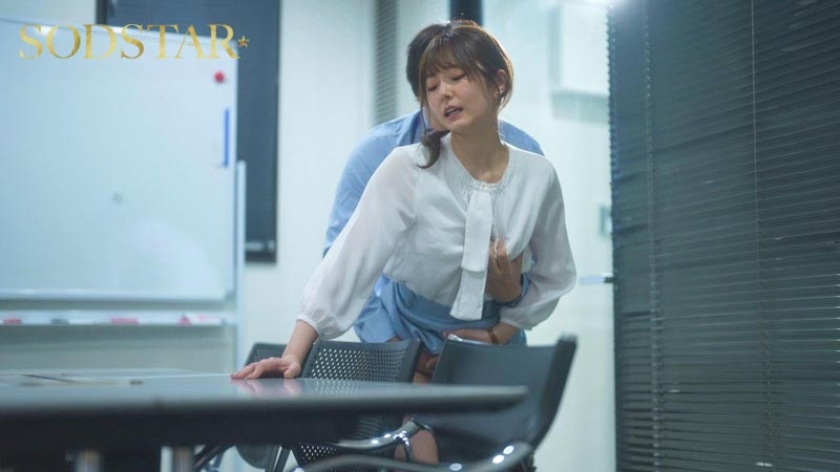 苦手な同僚と飲み会帰りに勢いでワンナイトしてしまったら膣奥フィットするチ○ポの相性が良すぎて人生最高の絶頂感を味わってしまい…全然好きじゃないのにおかわりセックスしまくった 青空ひかり 画像15