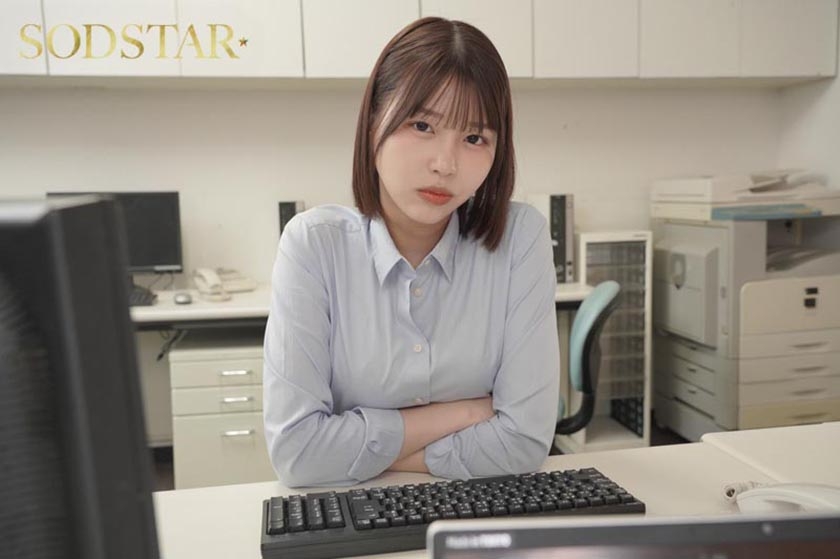 【特典版】厳しい女上司は、中出しまでさせてくれる日本一回転率の悪い罵倒バニーピンサロ嬢だった！お店でも会社でもボクの童貞チンポを貶しながら無限大回ヌイてくれた！ 唯井まひろ【8周年作品】 画像6