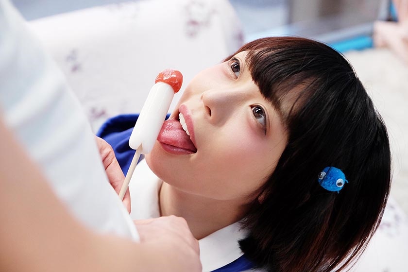 sp-320MMGH-125 あみ(20)アイドルファン マジックミラー号 「チ○ポ飴をいやらしくフェラチオしてください！」とアイドルファンに頼んだら…… 七海ゆあ 画像シーン06