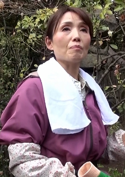 地方の山間部の田舎で暮らす熟女が刺激を求めてAV出演！あまりの興奮にカメラの前で痴態を晒しイキまくる！