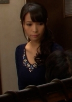 旦那の出張中に義父との禁断の関係に堕ちる巨乳美人妻。愛する妻が義父の肉棒に見たこともない淫靡な表情でよがり狂う官能エロス。