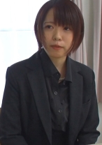 夫の葬儀の終わったあと…借金返済の為に遺影の前で抱かれ絶頂を繰り返す美しき未亡人エロス!