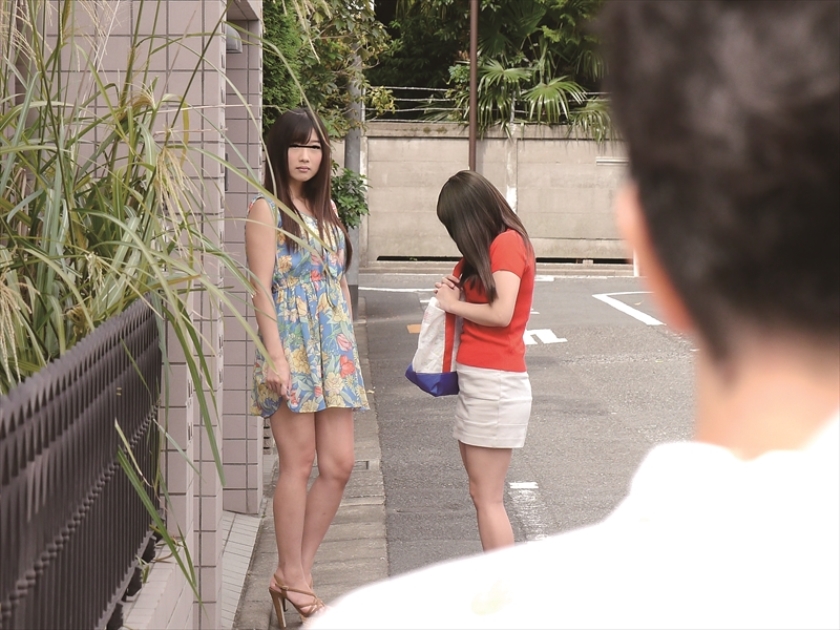 彼女の友達とエッチしてたら彼女に見つかり修羅場になるかと思ったら極楽3Pに突入!気持ち良すぎ~! 画像5