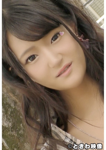 原宿で見つけた激カワのモデル級スレンダー女子大生にブス男の生チンで膣奥まで射精！
