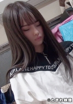 抱きしめると壊れる位の華奢で小さい女の子とラブラブなSEX