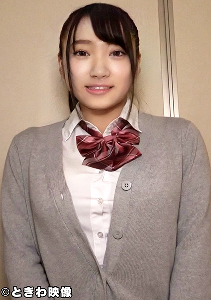 Iカップ爆乳美少女と着たまま3P生円光SEX！ブス男たちの生チン2本で爆乳を揺らしながら初心マンに中出し&顔射！