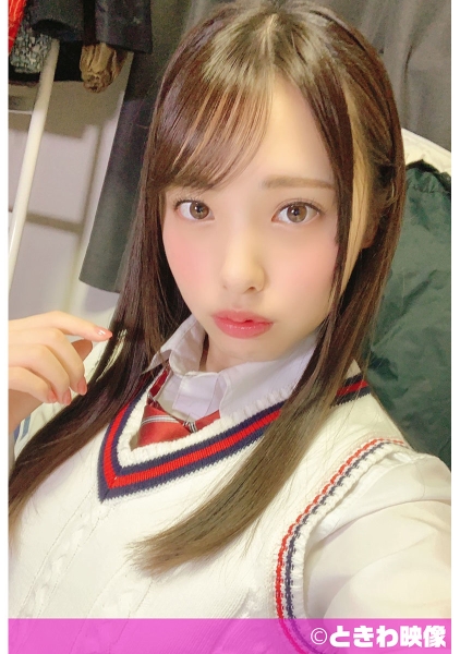 美少女セフレとお家でのんびりゲームと制服着たまま生ハメSEXで中出し！