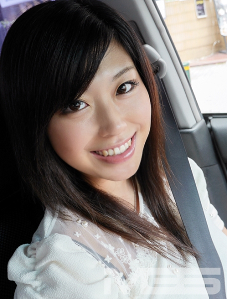 ゆりな