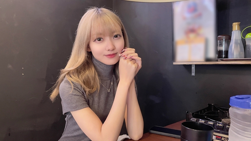 【スレンダー美ビッチギャルと濃厚セクロスはめ撮り!!】【ビンカンちっぱいでイキまくるド淫乱系ビッチをオヂチンわからせ生ピストン!!】【ギャル美尻に打ち付け快楽のままに猛烈ピスでNN1発おまけに1発!!】 藍瀬ミナ 画像1