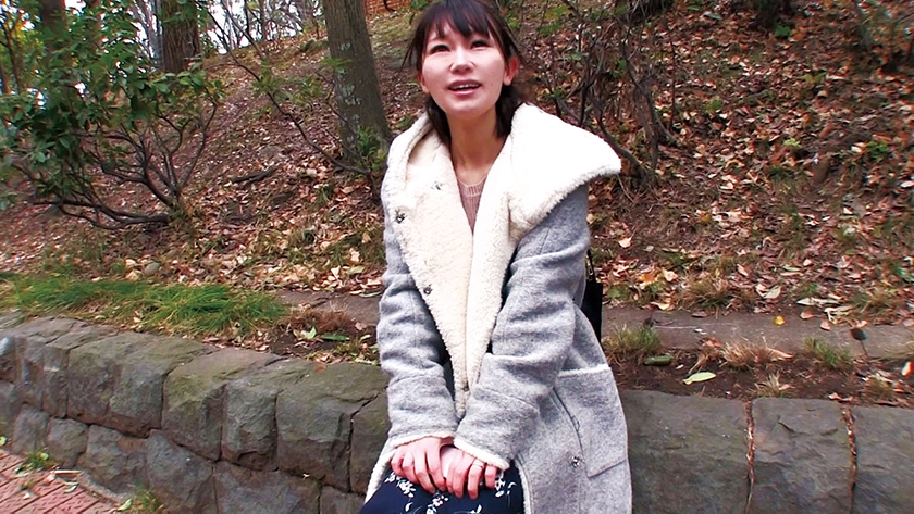 他人の妻はエロい！子持ち・人妻、旦那に内緒でお小遣い稼ぎAV出演_7