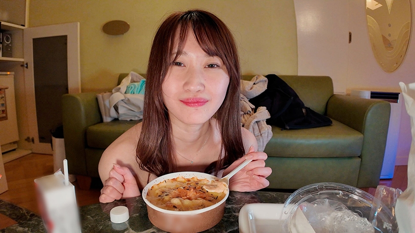 アフター5精飲セフレちゃん 丸の内で働く仕事帰りの美人OL有馬みずきと夜から朝にかけて1泊2日8射精で出勤前まで何度も中出しとゴックンをした 画像13